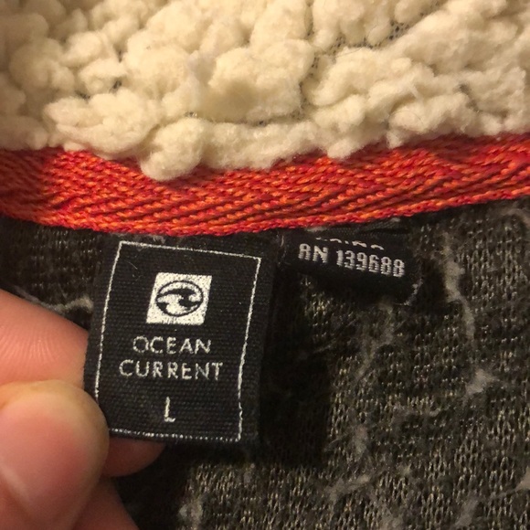 Women’s Fuzzy Sherpa Pullover Quarter Zip - Picture 2 of 3